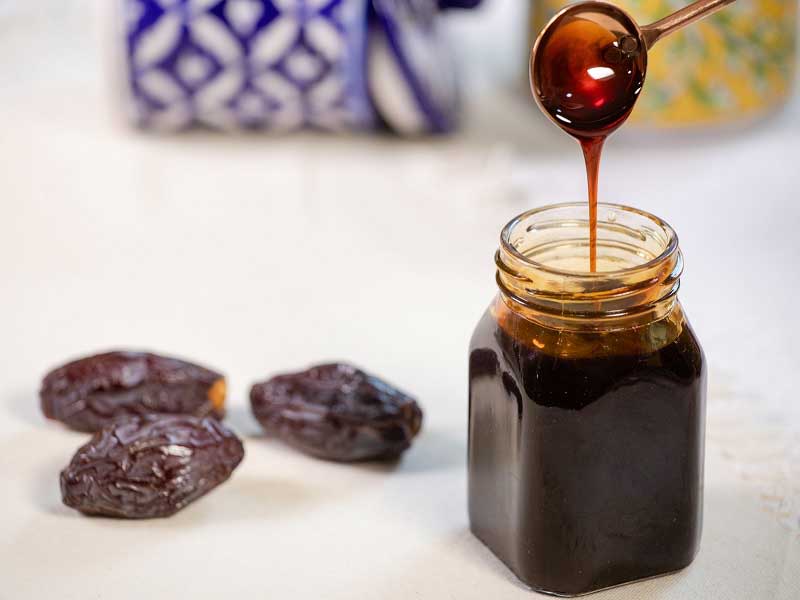 طرز تهیه شیره خرما خالص و اصیل