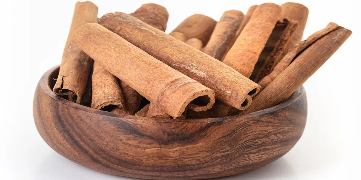 دارچین برای تنبلی تخمدان و کمک به تنظیم هورمون